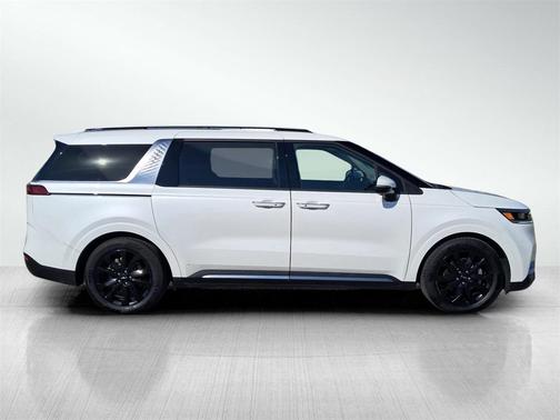 2024 Kia Carnival SX Prestige