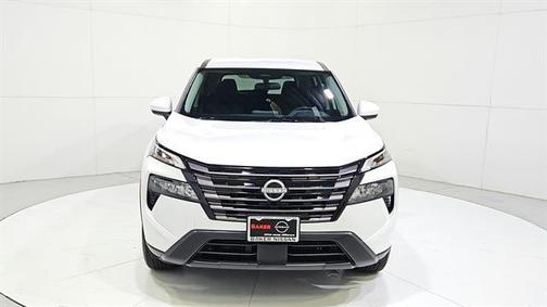 Everest White P 2026 Nissan Rogue SV