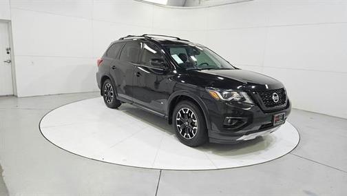 Magnetic Black 2019 Nissan Pathfinder SV
