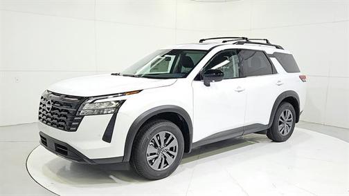 Everest White P 2026 Nissan Pathfinder SV