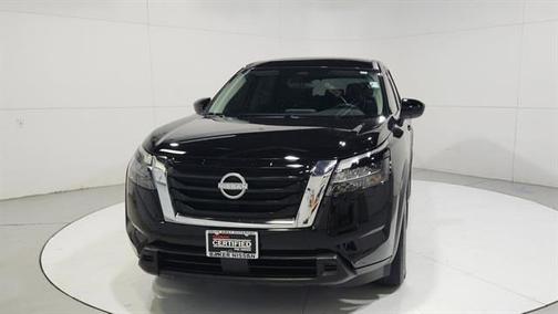 Black 2025 Nissan Pathfinder S