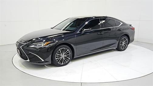 Caviar 2024 Lexus ES 300h Base