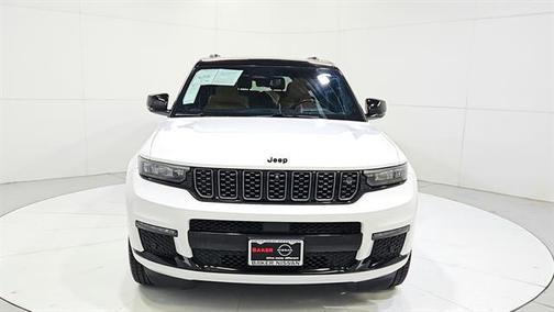 Bright White Clearcoat 2023 Jeep Grand Cherokee L Summit