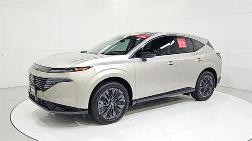 Champagne Silve 2026 Nissan Murano Platinum