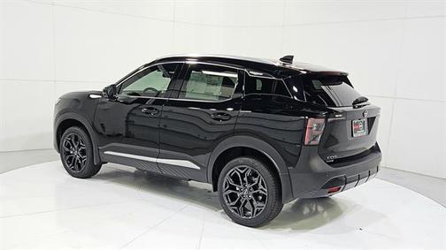 Super Black 2026 Nissan Kicks SR