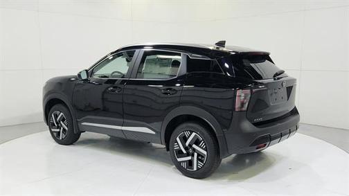 Super Black 2026 Nissan Kicks SV