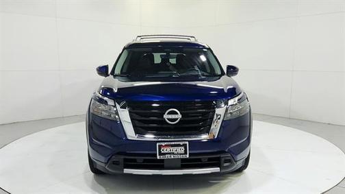 Deep Ocean Blue 2025 Nissan Pathfinder Platinum