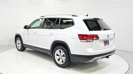 Pure White 2019 Volkswagen Atlas 3.6L SE w/Technology