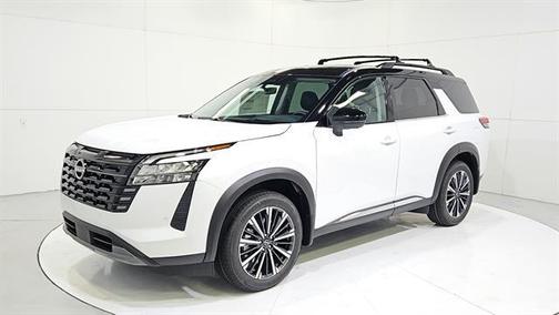 White / Black 2026 Nissan Pathfinder Platinum