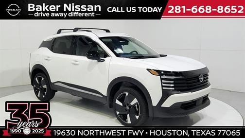 Aspen White Tri 2026 Nissan Kicks SR