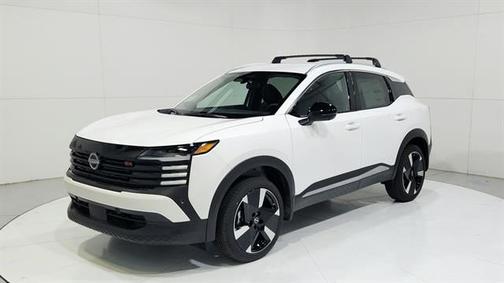 Aspen White Tri 2026 Nissan Kicks SR