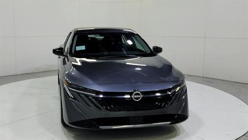 Gun Metallic 2027 Nissan Sentra SV
