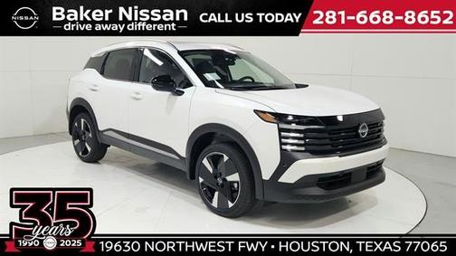 Aspen White Tri 2026 Nissan Kicks SR