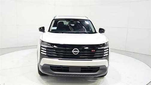Aspen White Tri 2026 Nissan Kicks SR