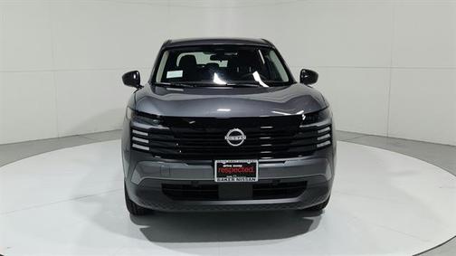 Gun Metallic 2025 Nissan Kicks S