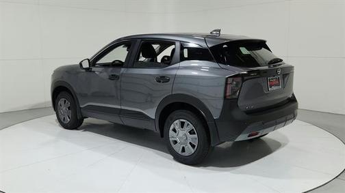 Gun Metallic 2025 Nissan Kicks S