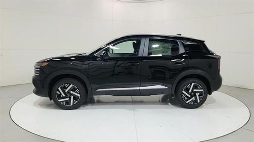 Super Black 2026 Nissan Kicks SV