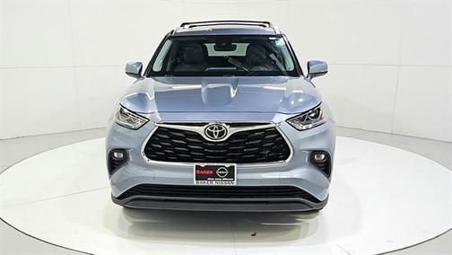 Moondust 2021 Toyota Highlander Limited