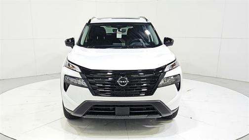 Everest White P 2026 Nissan Rogue Dark Armor