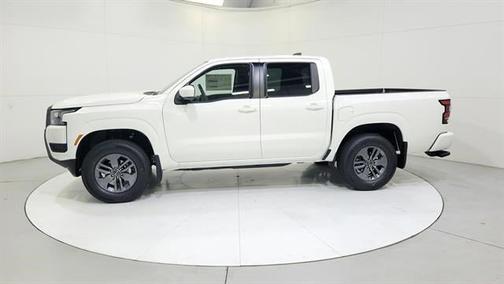 Glacier White 2026 Nissan Frontier SV