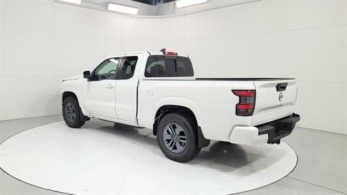 Glacier White 2025 Nissan Frontier SV