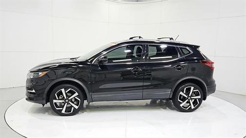 Magnetic Black 2022 Nissan Rogue Sport SL
