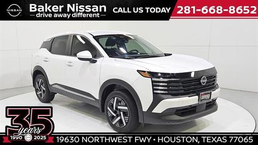 Aspen White Tri 2025 Nissan Kicks SV