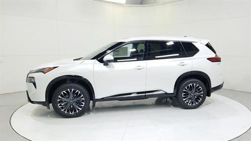 Everest White P 2026 Nissan Rogue Platinum