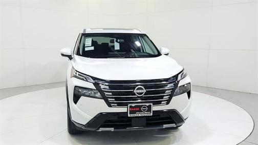 Everest White P 2026 Nissan Rogue Platinum