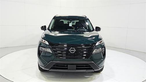 Obsidian Green 2026 Nissan Rogue Dark Armor