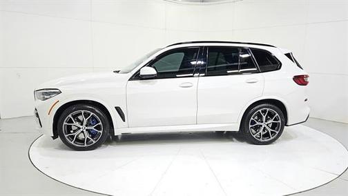 Alpine White 2022 BMW X5 sDrive40i