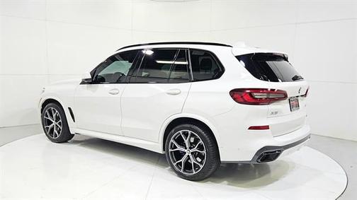 Alpine White 2022 BMW X5 sDrive40i