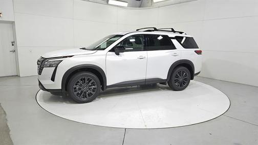 Everest White P 2026 Nissan Pathfinder SL
