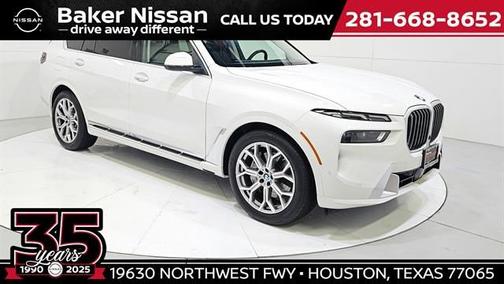 Alpine White 2026 BMW X7 xDrive40i