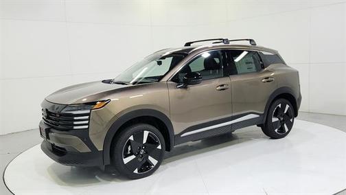 Canyon Bronze M 2026 Nissan Kicks SR
