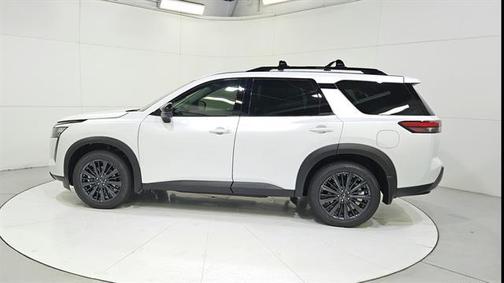 Everest White P 2026 Nissan Pathfinder SL
