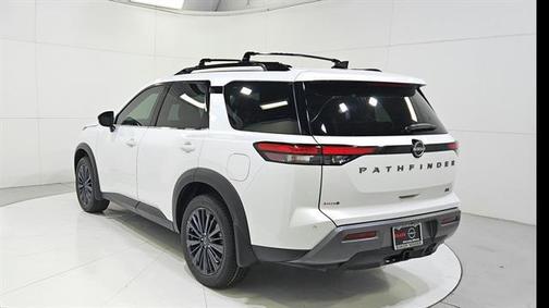 Everest White P 2026 Nissan Pathfinder SL