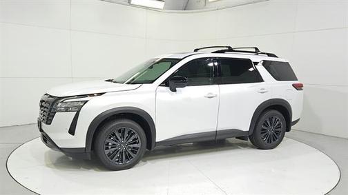 Everest White P 2026 Nissan Pathfinder SL