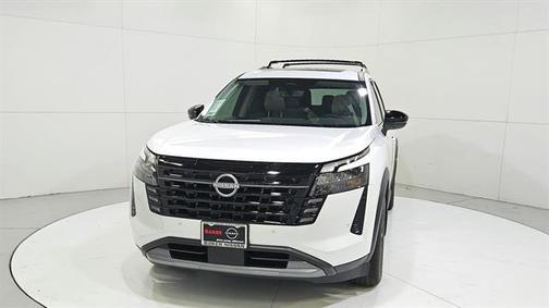 Everest White P 2026 Nissan Pathfinder SL