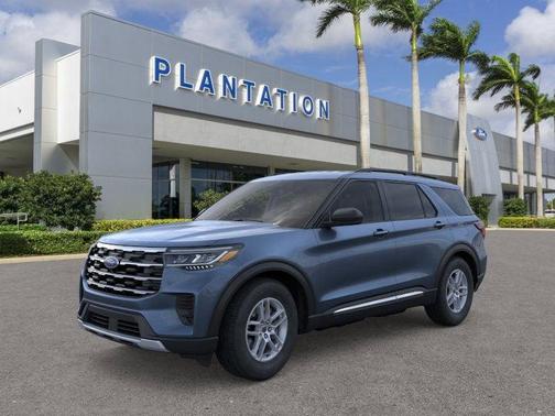 2025 Ford Explorer Active RWD
