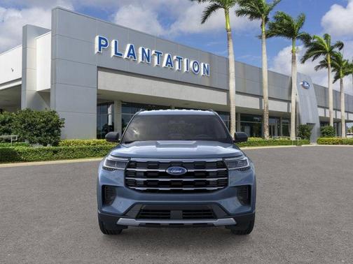 2025 Ford Explorer Active RWD