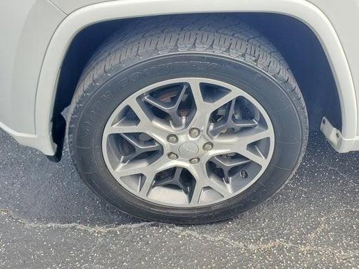 2019 Jeep Grand Cherokee Overland