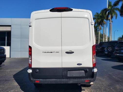 2024 Ford Transit-250 148 WB Medium Roof Cargo