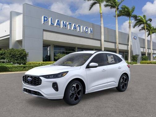 2025 Ford Escape ST-Line Elite