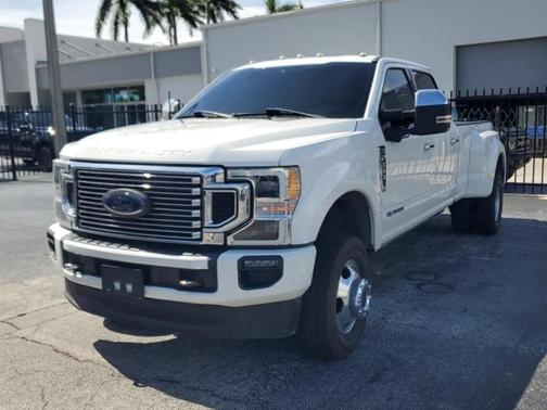 2022 Ford F-350 Platinum