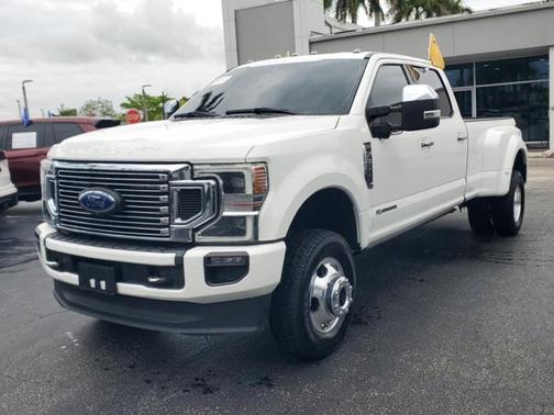 2022 Ford F-350 Platinum