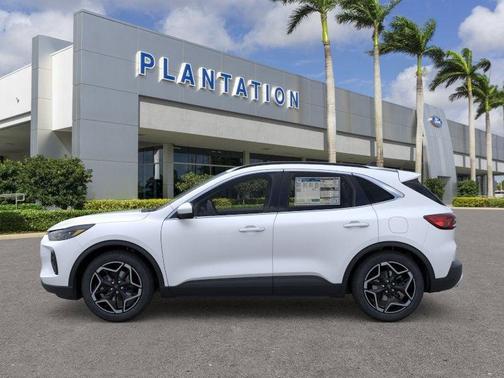 2026 Ford Escape Platinum AWD