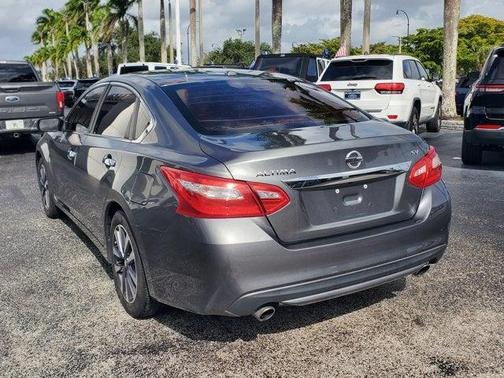 2017 Nissan Altima 2.5 SV