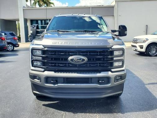 2024 Ford F-350 Lariat Super Duty