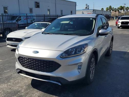 2020 Ford Escape SEL